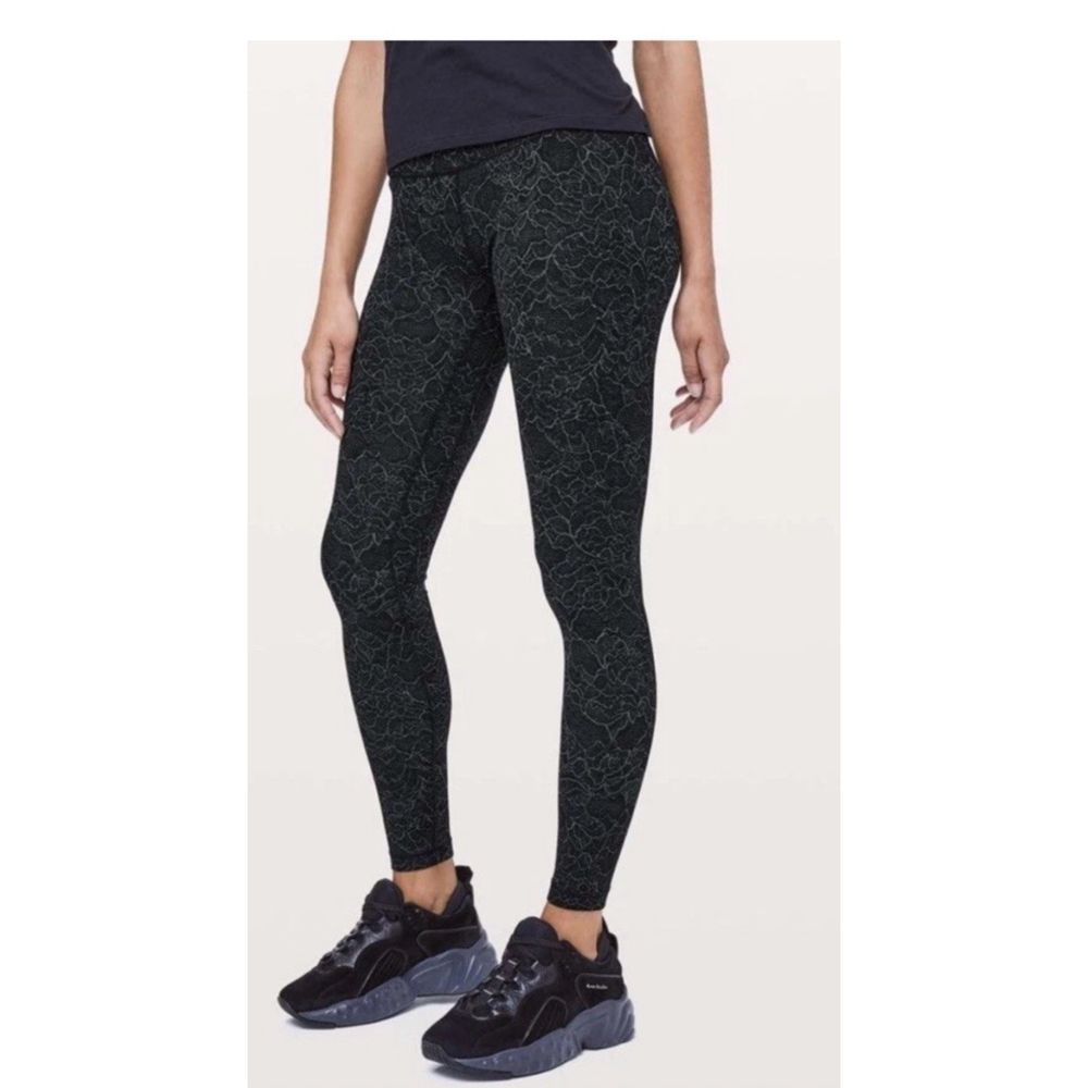 LULULEMON ALIGN HIGH RISE FULL LENGTH 28” LACESCAPE DARK CAST BLACK SIZE 4 - Picture 4 of 11